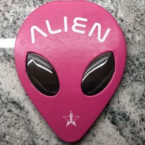Jeffree Star Alien Pallet